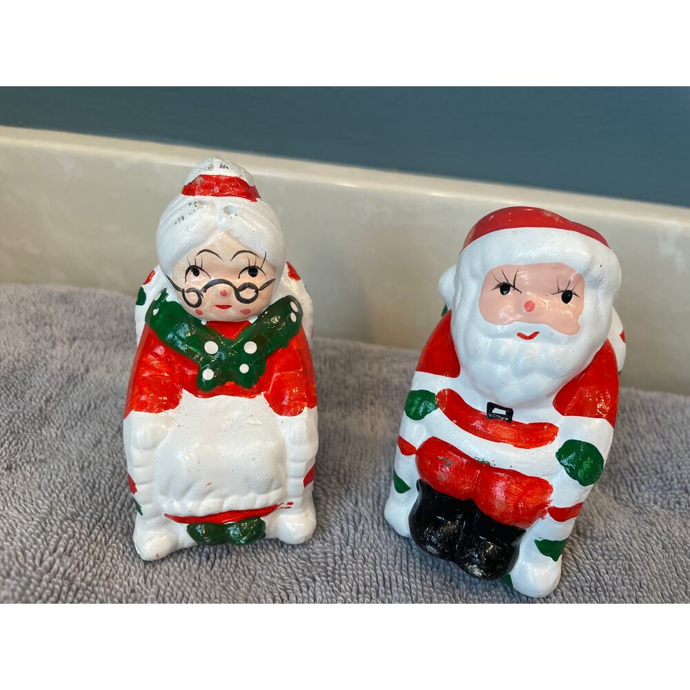Mr. & Mrs. Claus Salt and Pepper Shakers